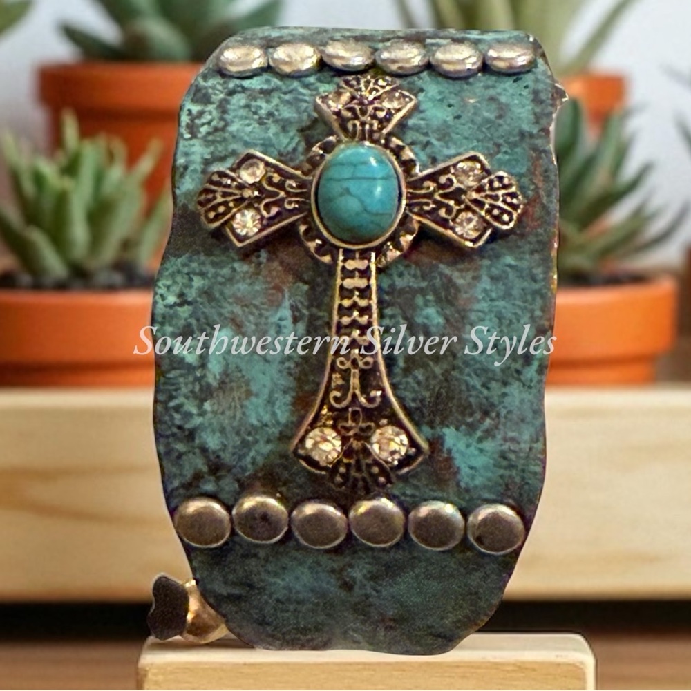NEW Rustic Southwestern Hammered Turquoise Bronze Patina Metal Cross Bracelet